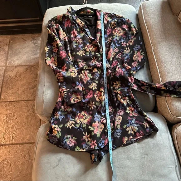 Zara TRF Collection Black Floral Collared V-neck Wrap Romper Size S - Picture 8 of 12